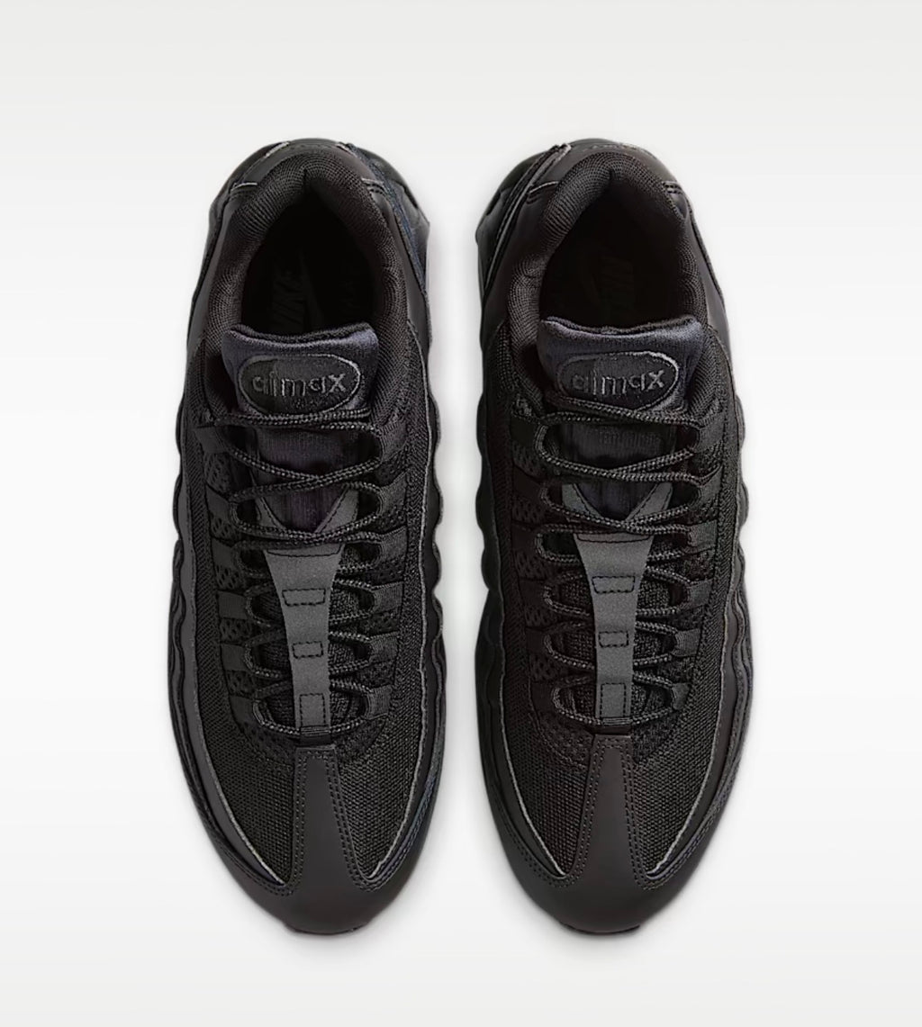 Nike Air Max 95 "Triple Black"