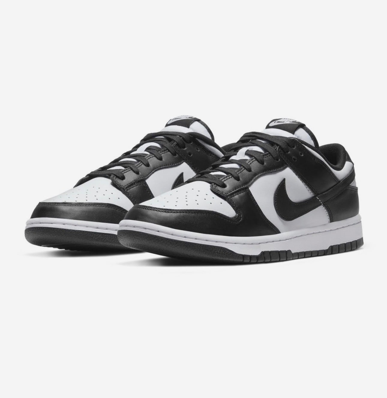 Nike Dunk Low Retro "Panda"